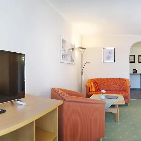 Couette-café Im Gewoelbe 4*