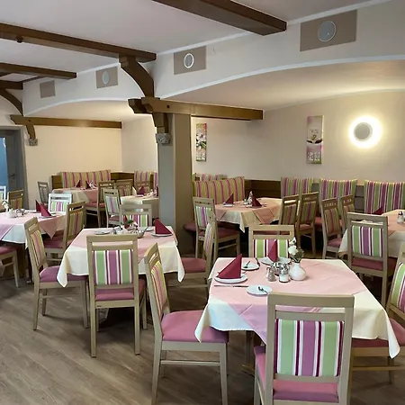 Alojamento de Acomodação e Pequeno-almoço Im Gewoelbe Bad Füssing
