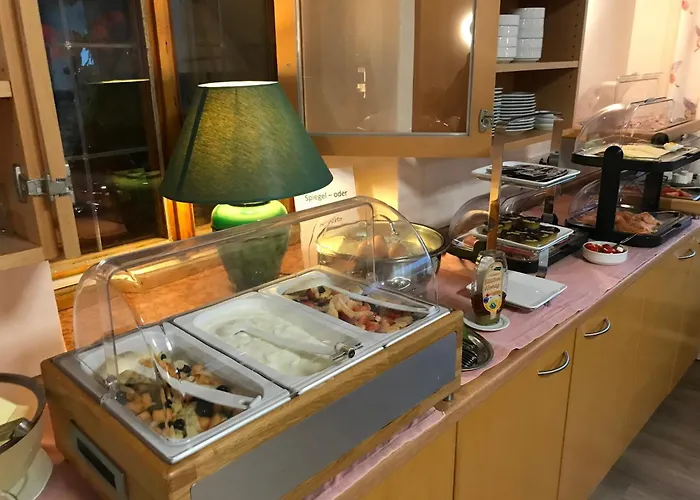 Alojamento de Acomodação e Pequeno-almoço Im Gewoelbe